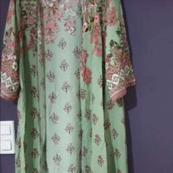 Floral longline kimono ✨ - Picture 2 of 2